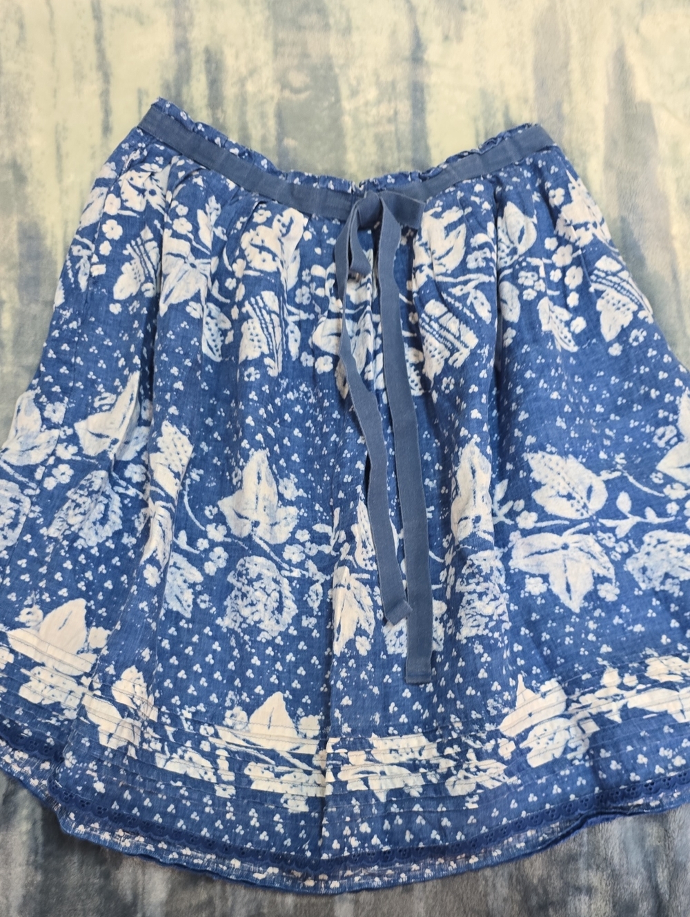 GAP Blue and White Floral Tie-Waist Skater Skirt